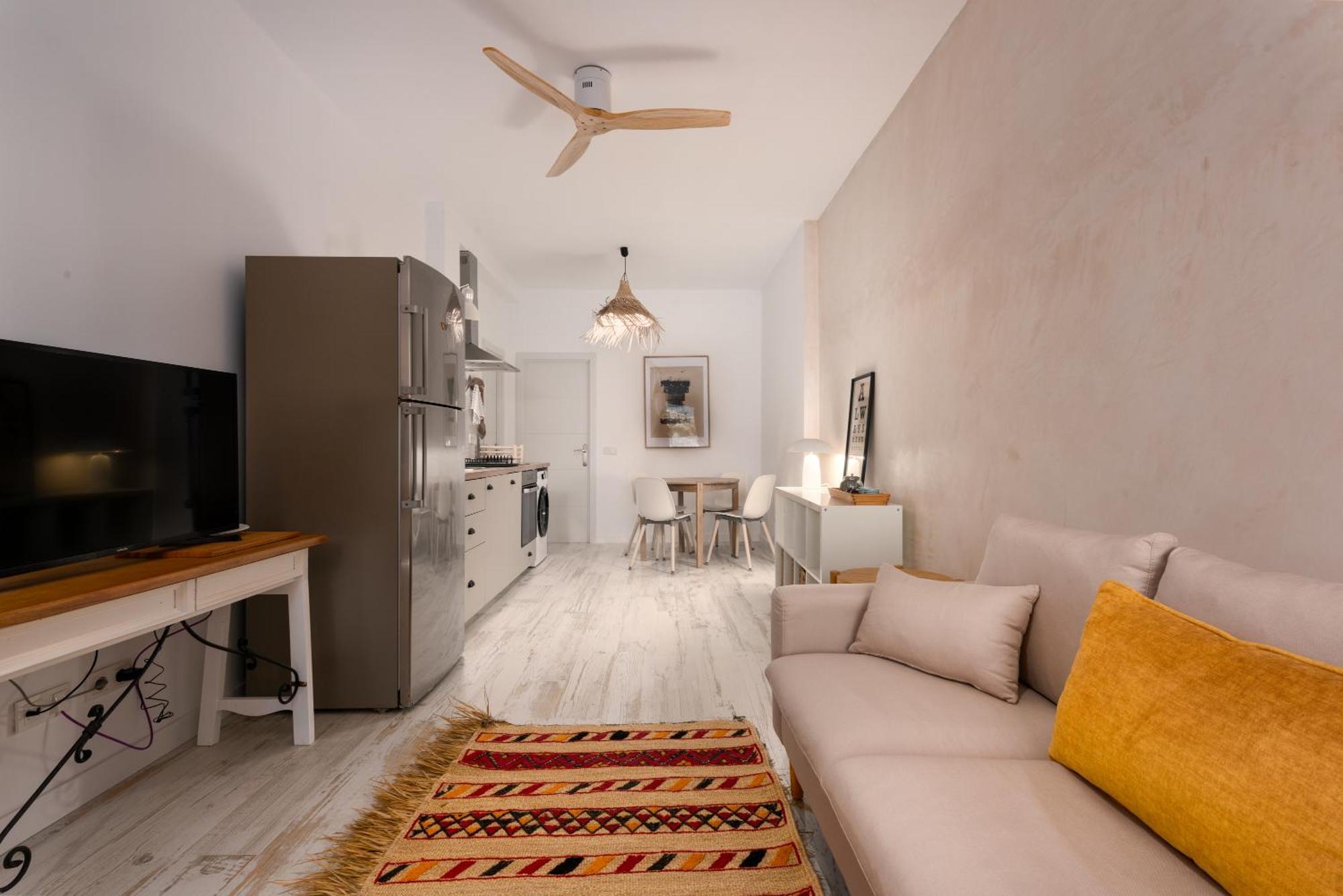 Playa Guadiaro - 2 Min To Apartment